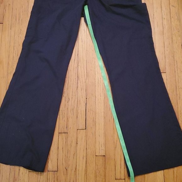 Scrub style pull on pant - Picture 5 of 9
